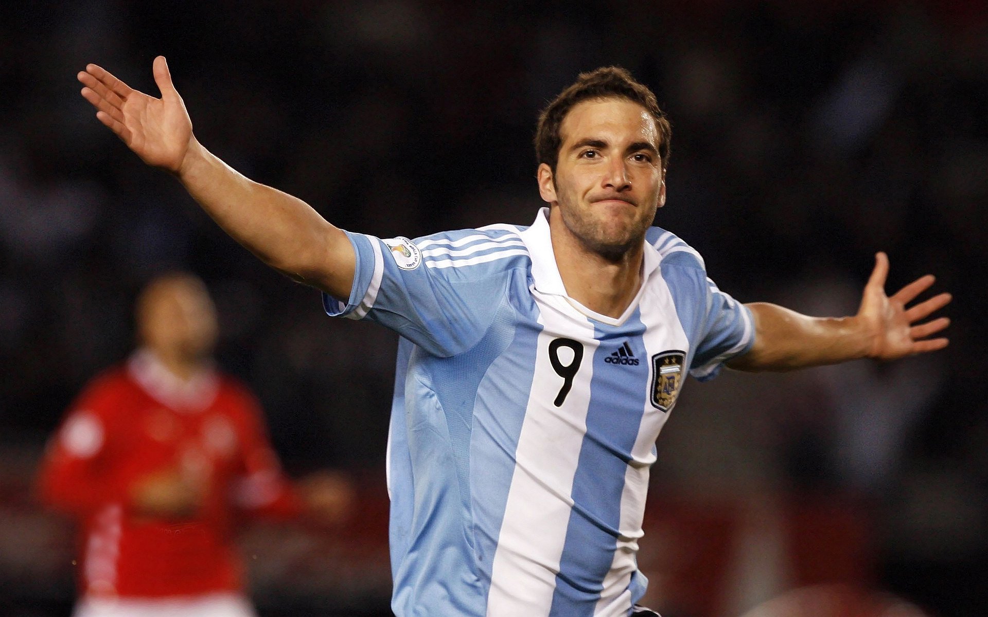 离谱！山西队狂胜骑士，约基奇却在F1年终争冠中接管比赛？